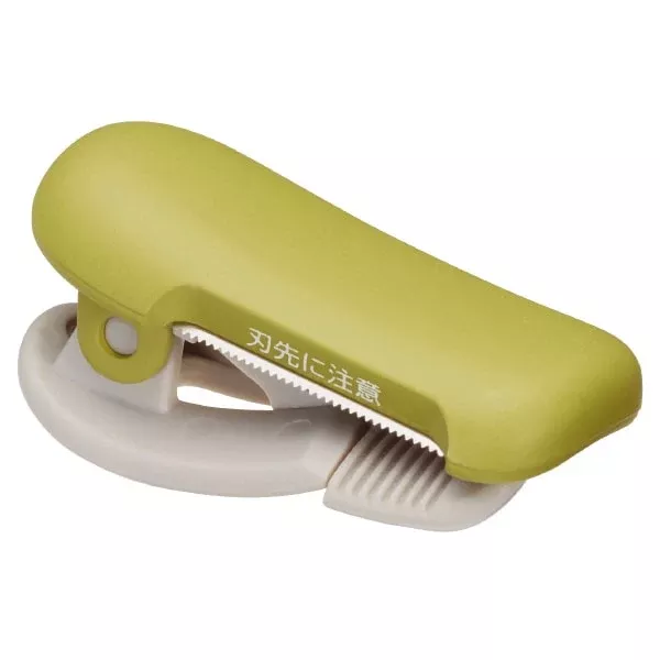 Kokuyo Me Clip-Type Tape Cutter (10-15mm) - Golden Green